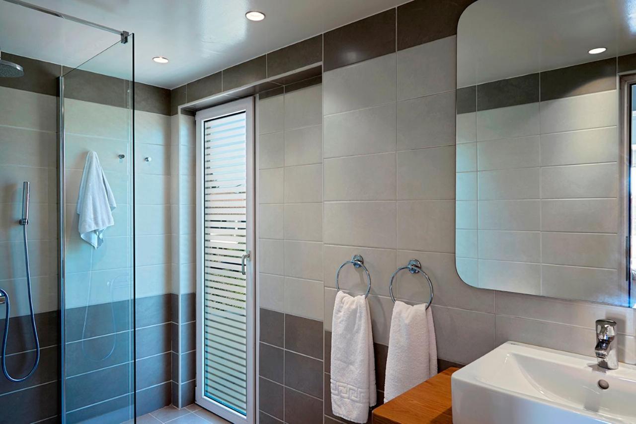 Helion Apartments Guviá Kültér fotó
