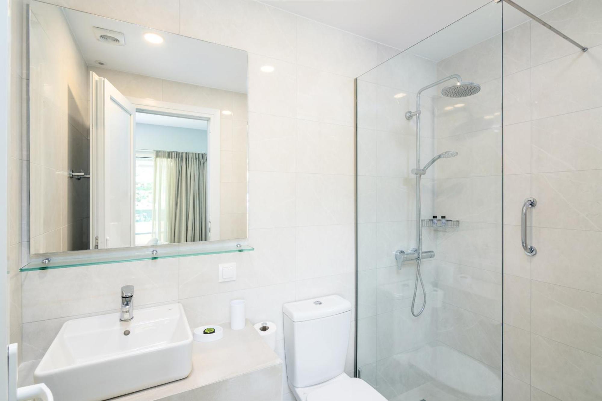 Helion Apartments Guviá Kültér fotó