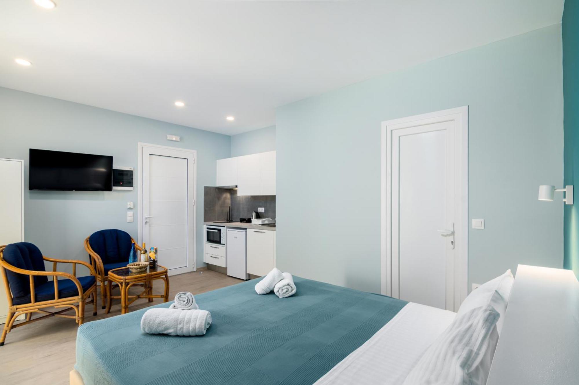 Helion Apartments Guviá Kültér fotó