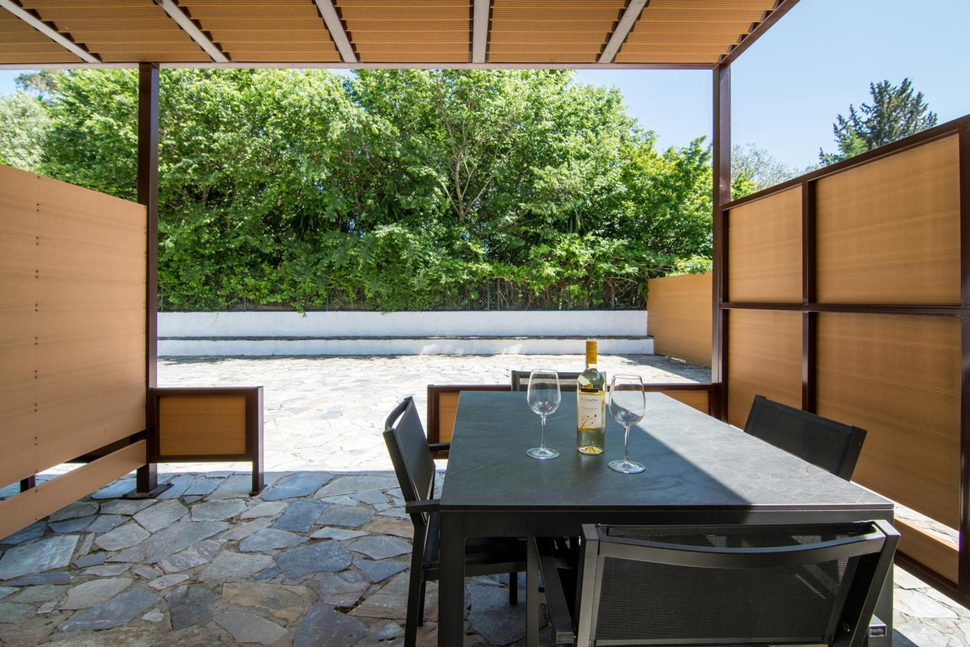 Helion Apartments Guviá Kültér fotó